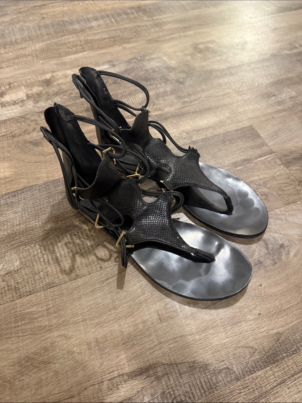 Black Gladiator Thong Sandals - Women measure size 7 no tag